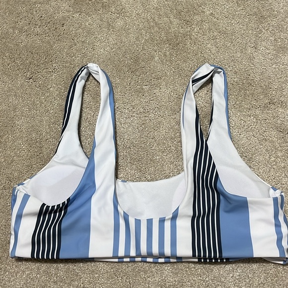 Bikini Top - Picture 2 of 4